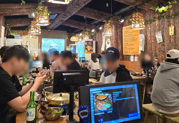 con12_right_slide_img